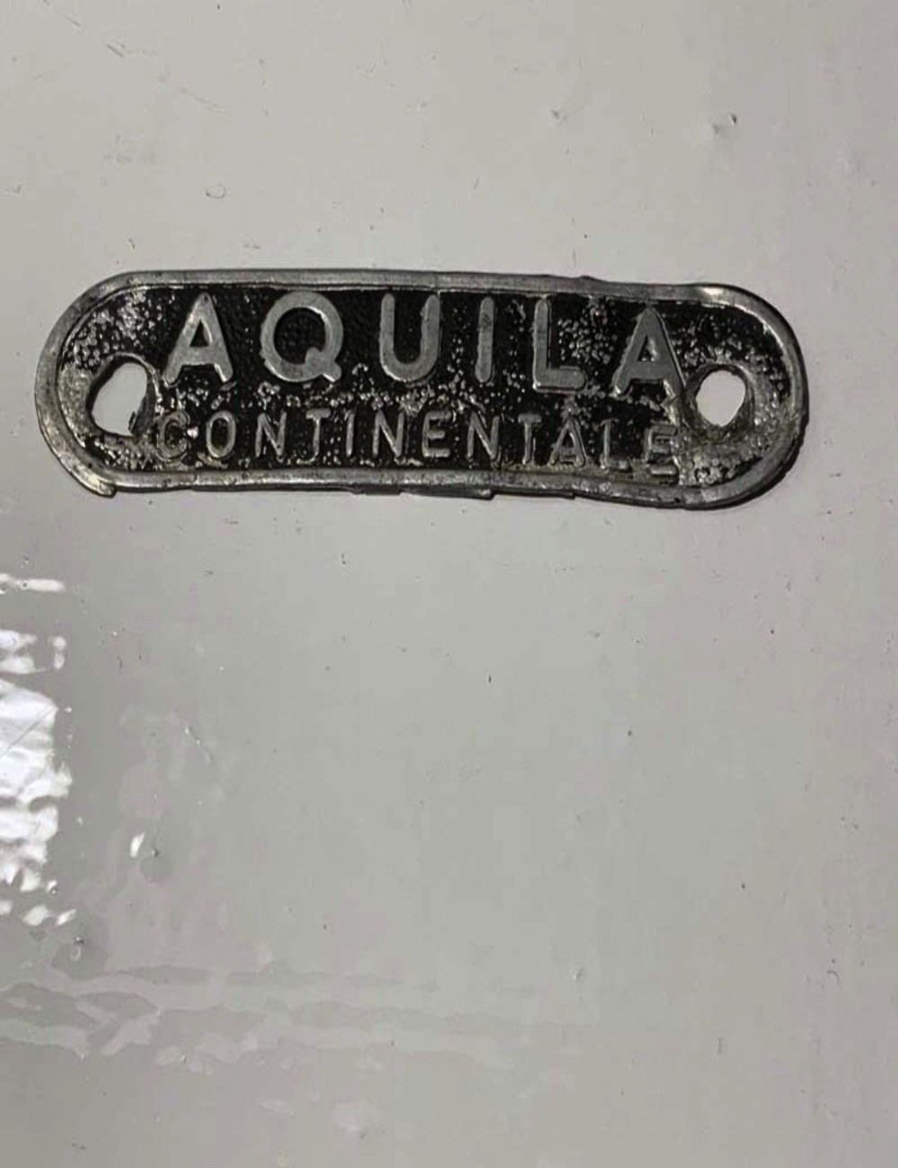 Aquila plate