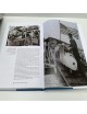 Libro Piaggio From The Heavens To The Earth, autore Paolo Zanon, versione inglese.  255 pagine, stampa su carta di alta qualità.