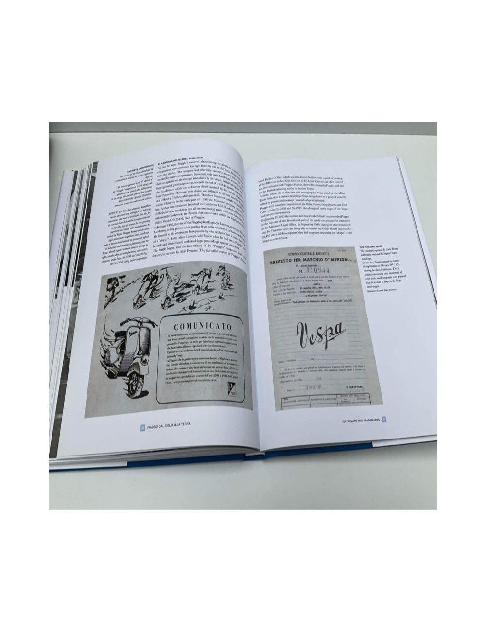 Libro Piaggio From The Heavens To The Earth, autore Paolo Zanon, versione inglese.  255 pagine, stampa su carta di alta qualità.