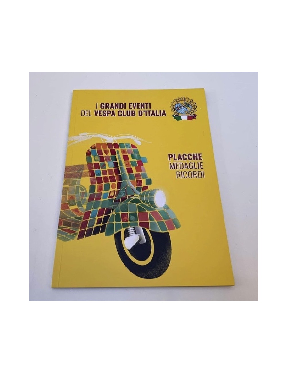 Libro - Grandi Eventi Club Italia - Placche - Medaglie - Ricordi. 112 pagine. Stampa su carta di alta qualità