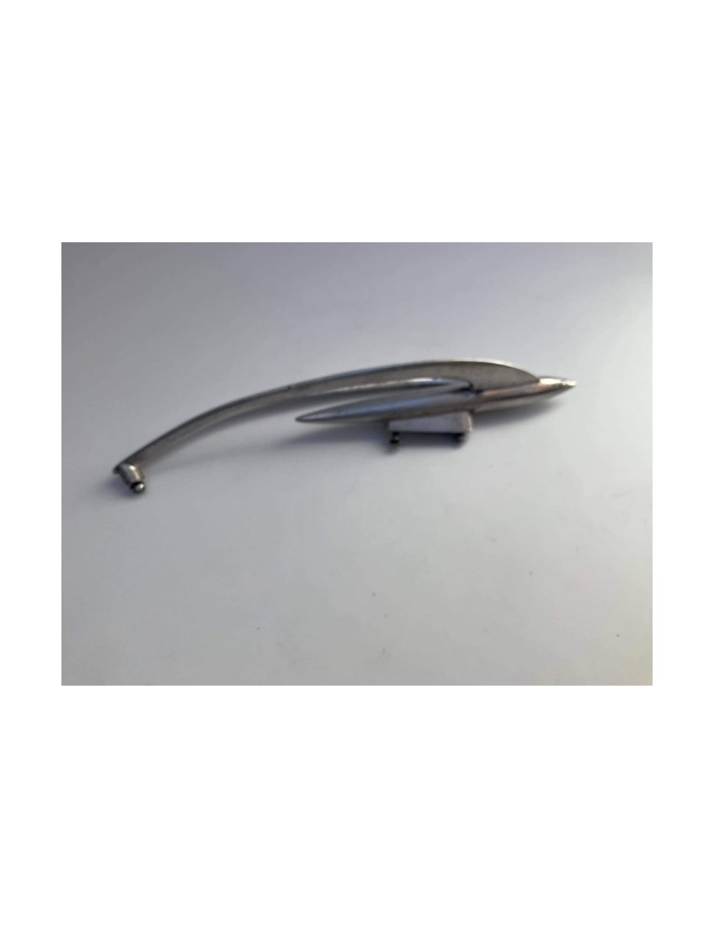 Accessorio in alluminio per auto e moto. Dimensioni 25 cm