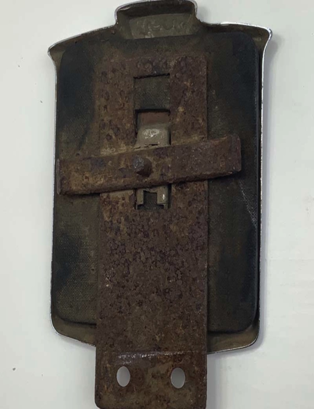 Placca San Cristoforo. Dimensioni 10,7 cm x 7,5 cm