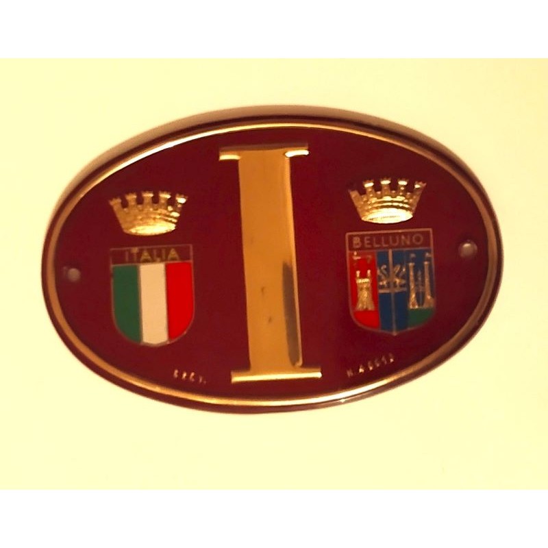 Placca Gadget Italia Belluno Nos