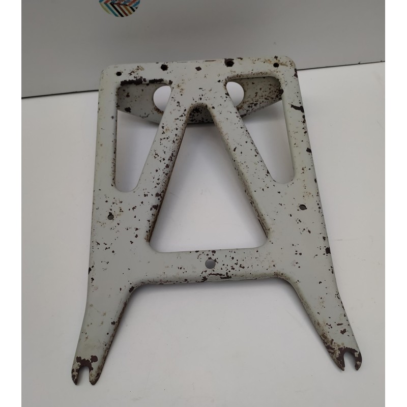 Portapacchi Vespa Struzzo conservato