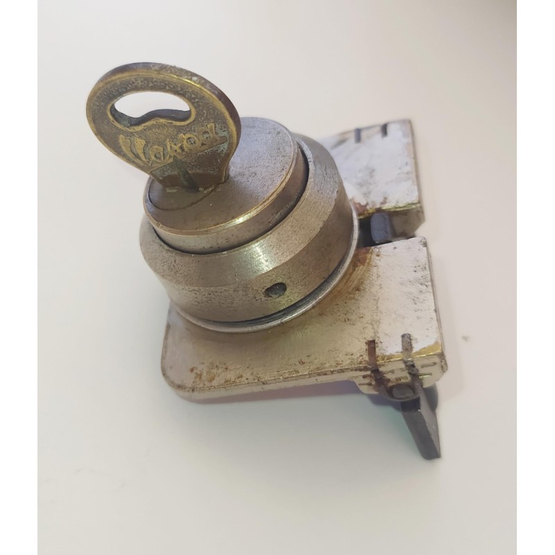 Bloccasterzo per Vespa Faro Basso