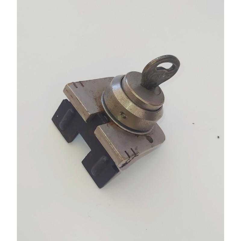 Bloccasterzo per Vespa Faro Basso