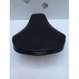 Sella  Vespa 50 prima serie mancante di piastra