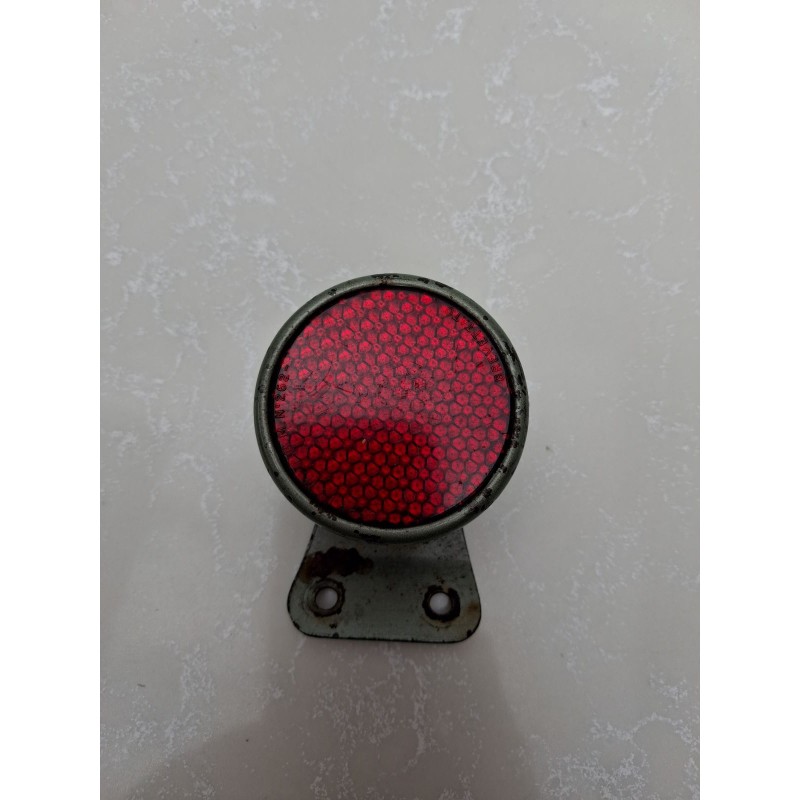 Fanalino posteriore Vespa Bacchetta conservato