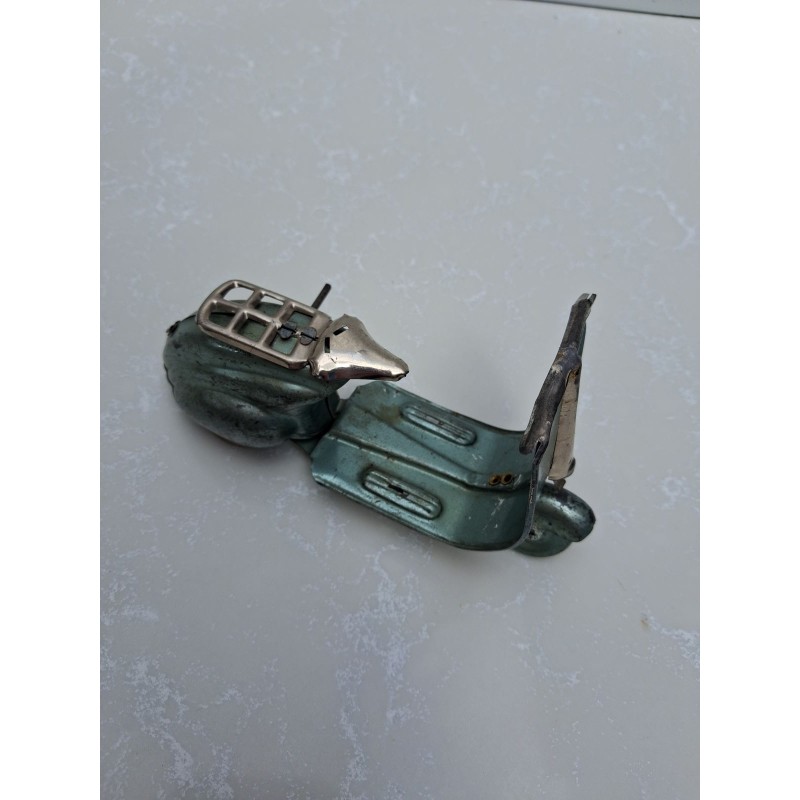 Modellino vespa 50 in latta