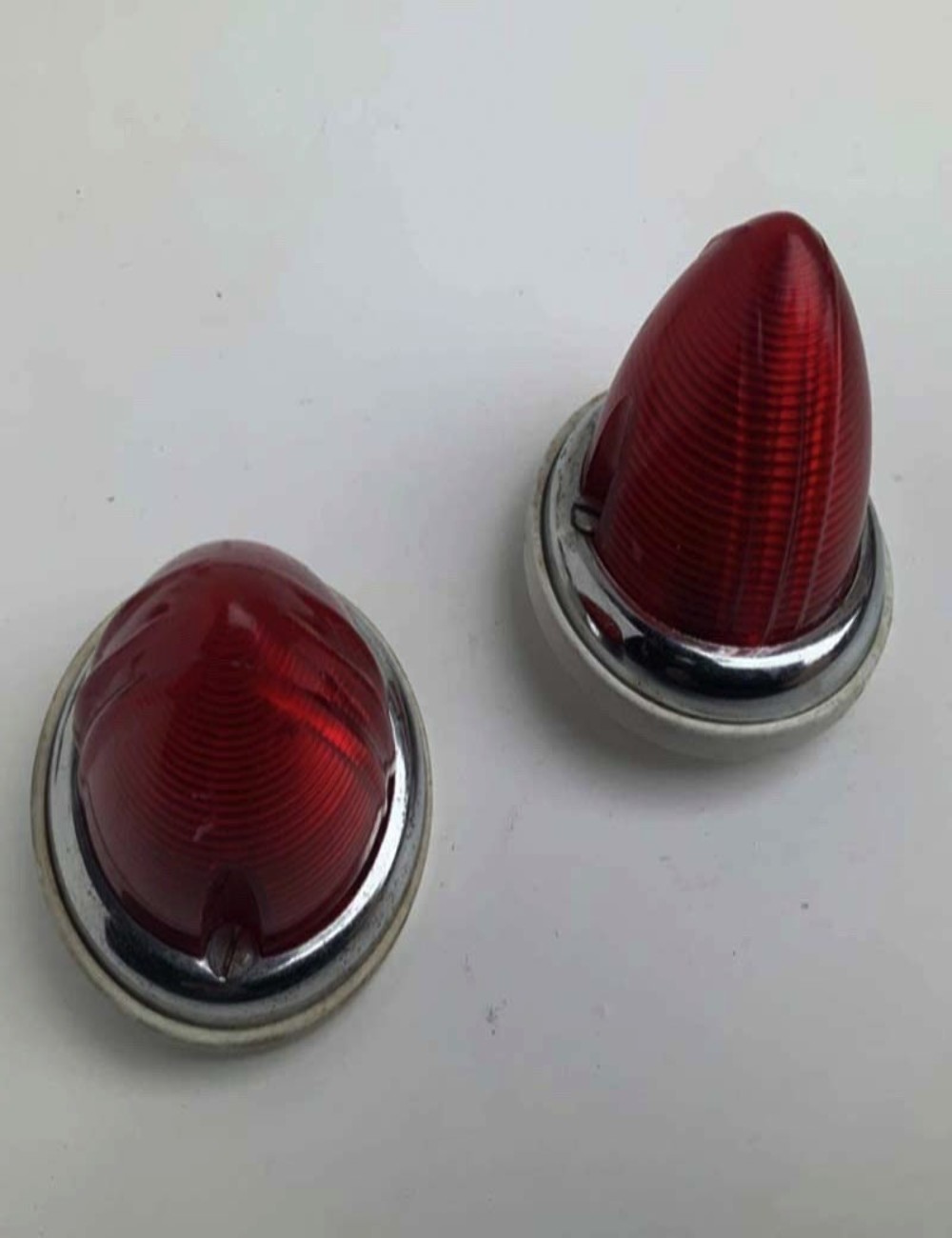 Additional red gems for motorcycles and wasps