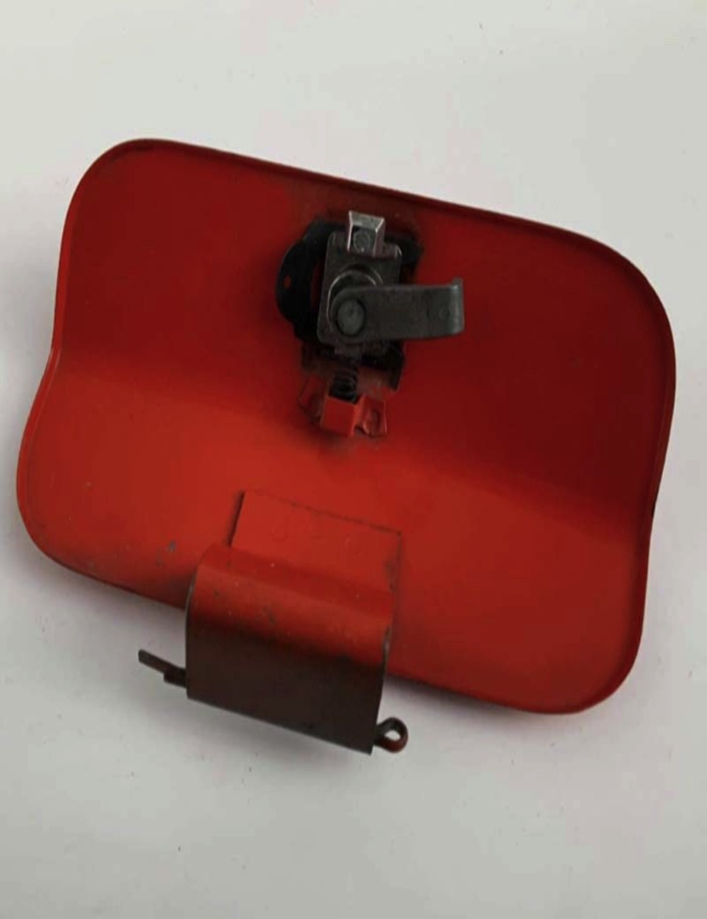 Sportellino completo di serratura per Vespa e T3