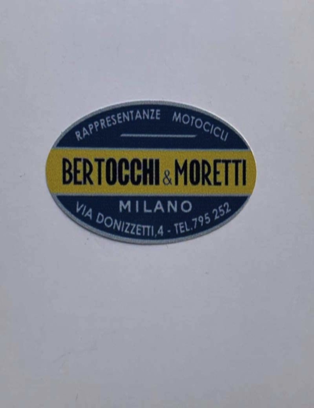 Adesivo concessionario Bertocchi & Moretti. Dimensioni:  5cm x 2 cm