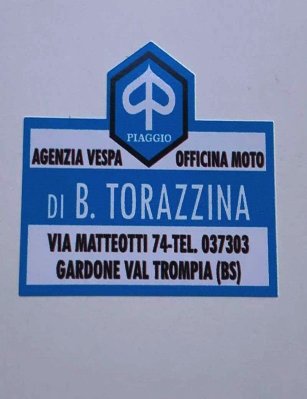 Adesivo concessionario B. Torazzina. Dimensioni 5,5 cm x 4,5 cm