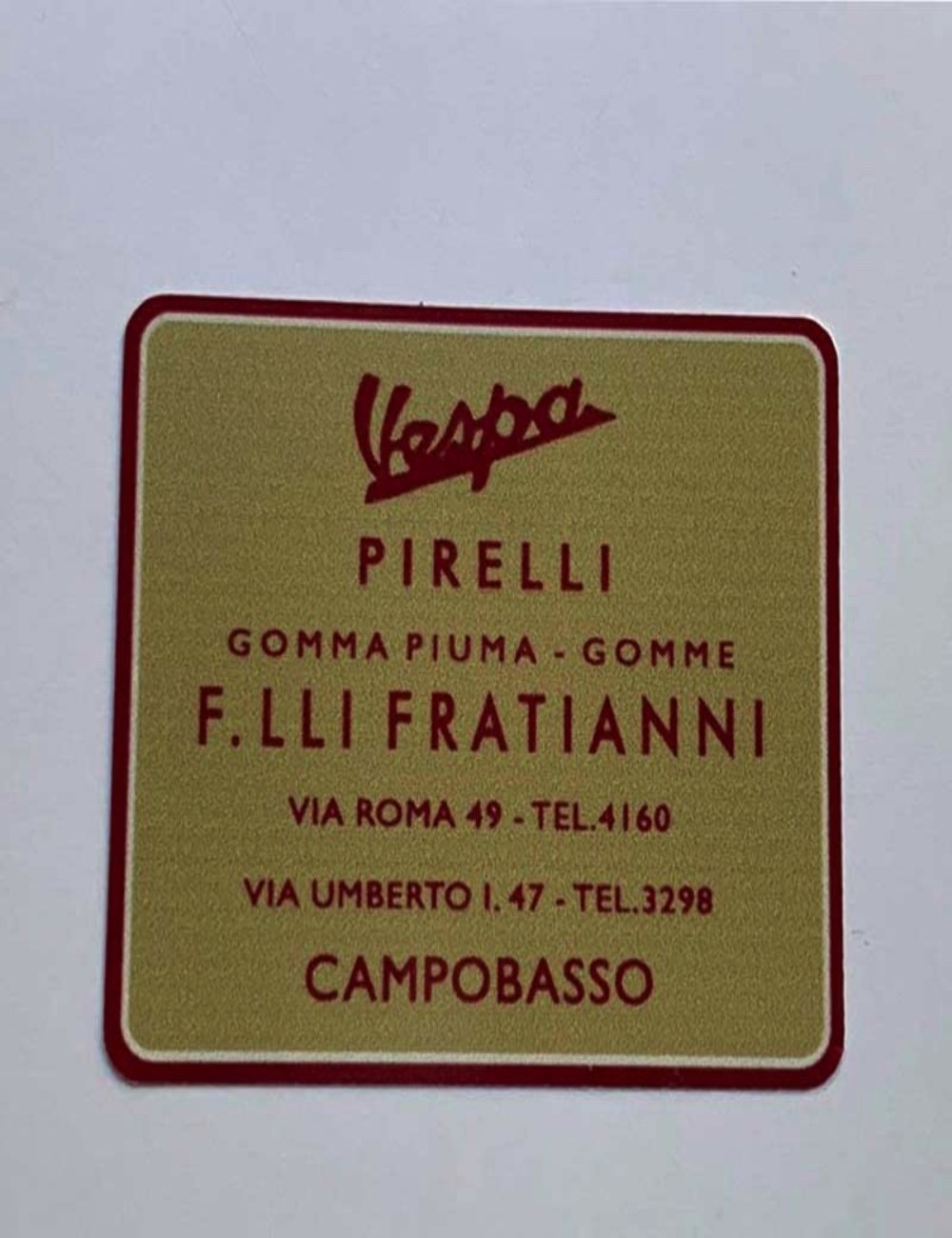 Adesivo concessionario F.lli Fratianni. Dimensioni: 5,2 cm x 4,2 cm