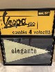 Coppia di quadri Vespa pubblicitari. Dimensioni 38 cm x 75 cm