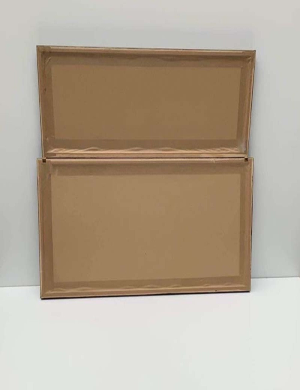 Coppia di quadri Vespa pubblicitari. Dimensioni 38 cm x 75 cm