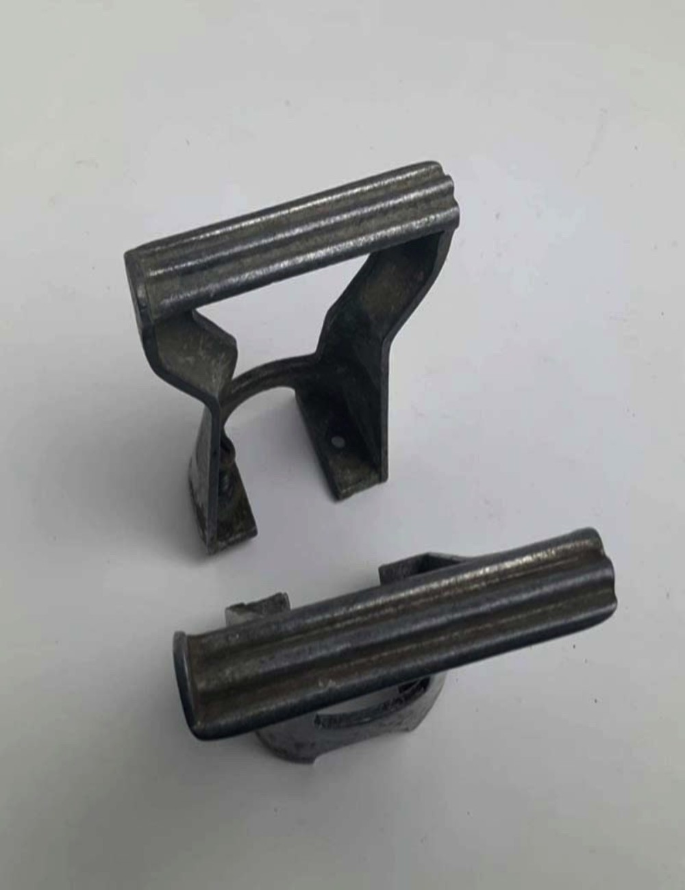 Poggiapiedi Vespa faro basso