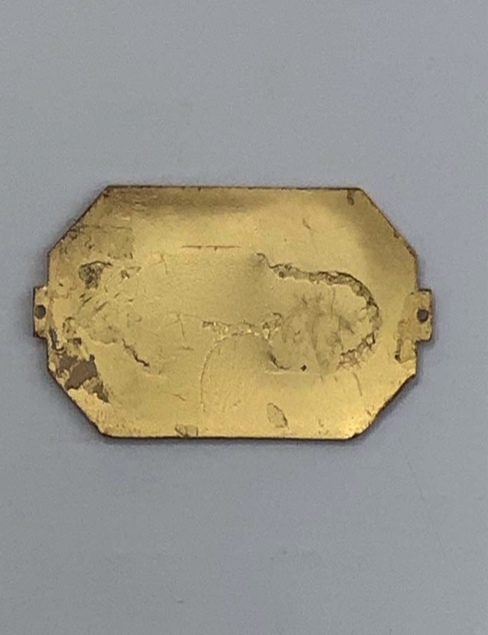 Placca San Cristoforo. Dimensioni: 3 cm x 6 cm