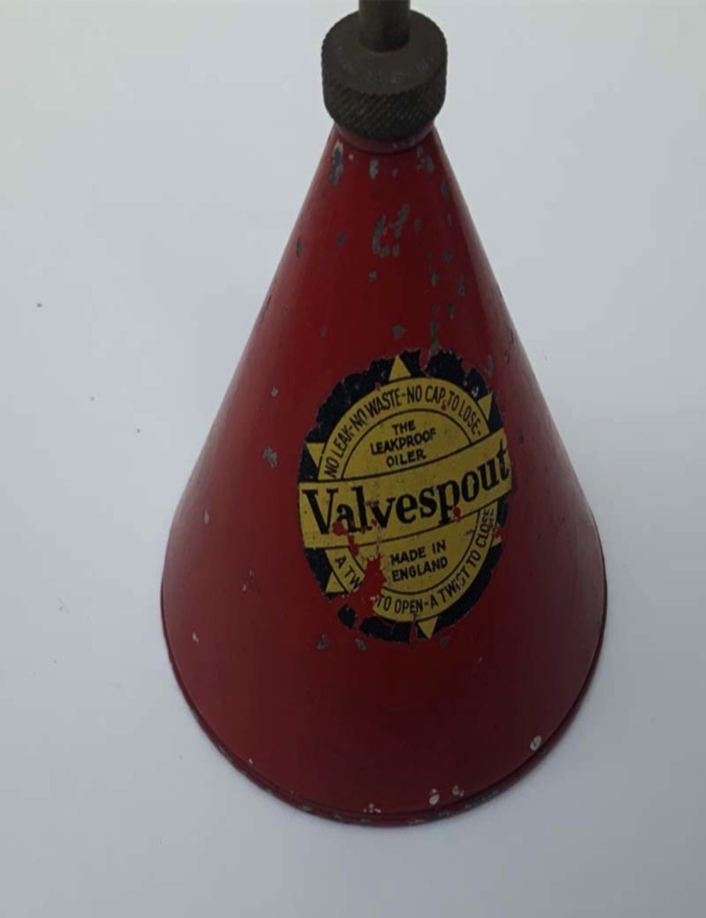 Oliatore Valvespout. Altezza 16cm