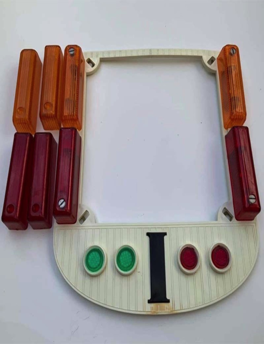 Ricambio per luce targa. Colore: rosso