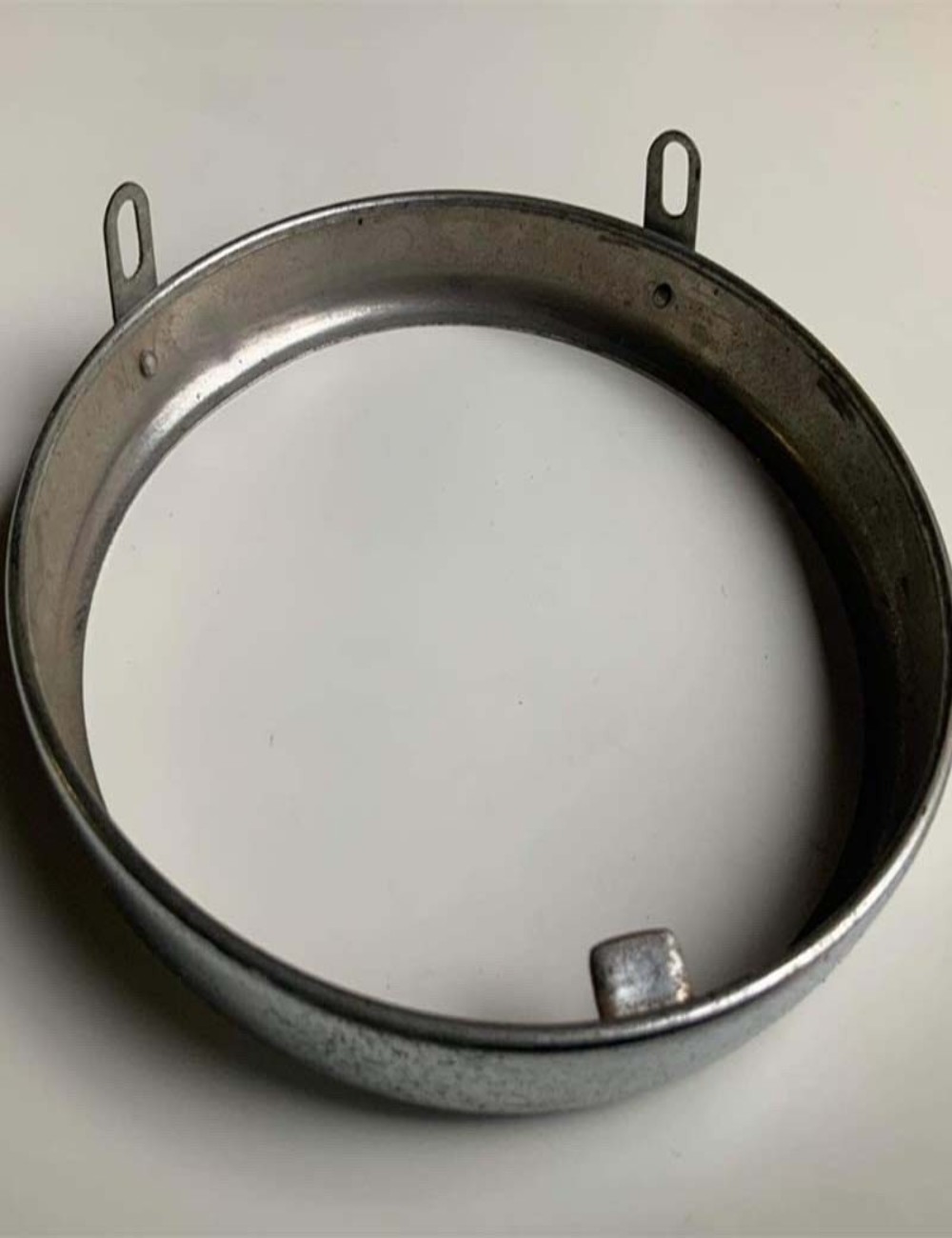 Cornice Ape faro basso