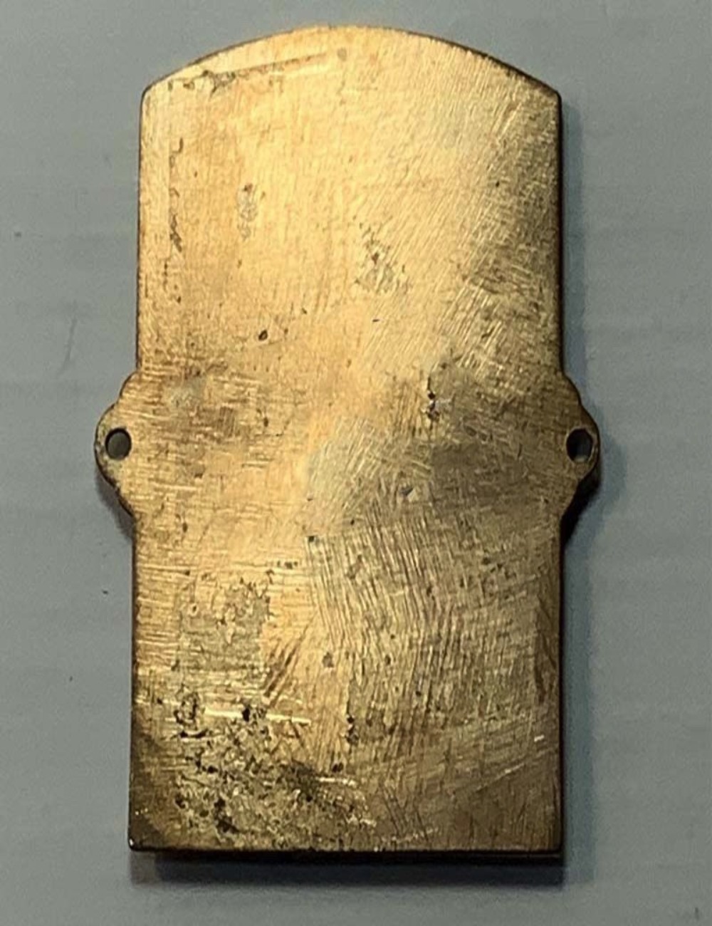 Placca San Cristoforo. Dimensioni 5,3 cm x 3,5 cm